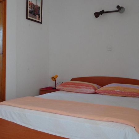 Maria Apartments Vodice Eksteriør billede
