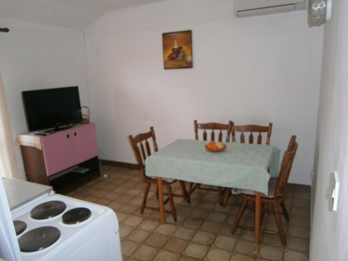 Maria Apartments Vodice Eksteriør billede