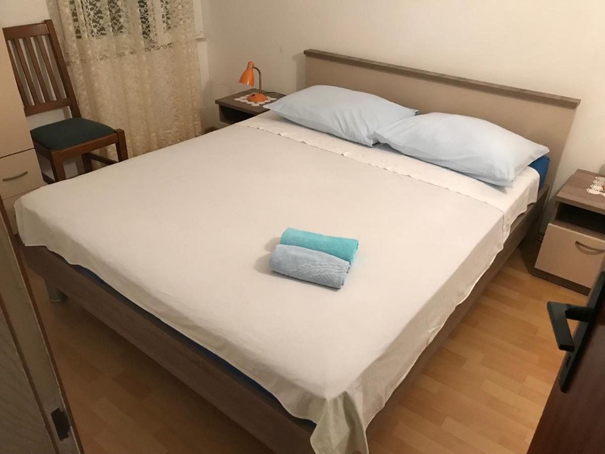 Maria Apartments Vodice Eksteriør billede