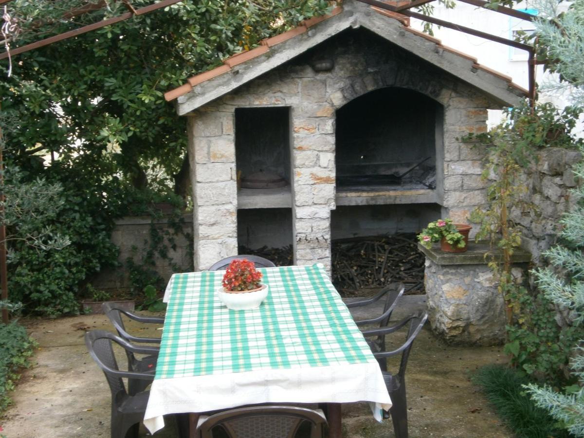Maria Apartments Vodice Eksteriør billede